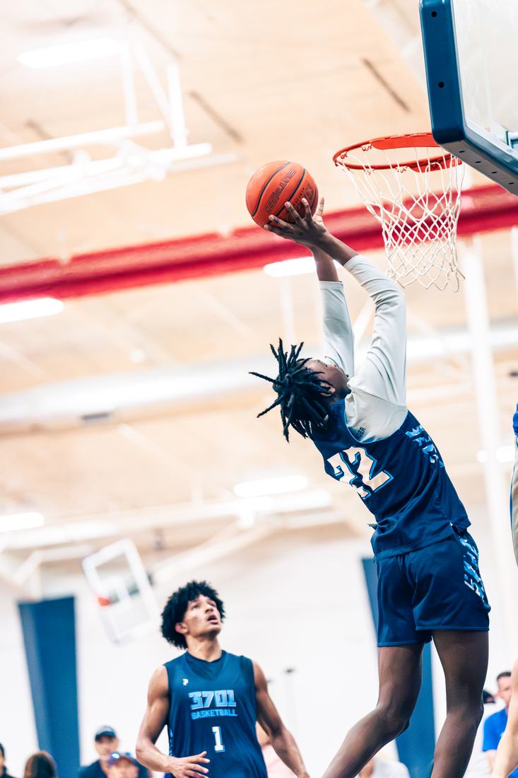 Basketball photo by Hassan Naji